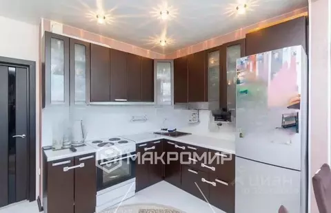 2-к кв. Ханты-Мансийский АО, Сургут ул. Иосифа Каролинского, 10 (70.5 ...