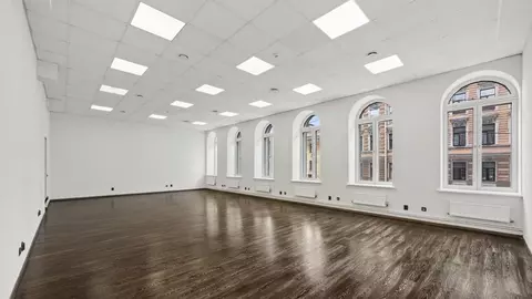 Офис в Санкт-Петербург ул. Жуковского, 63 (621 м)