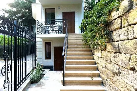 2-к кв. Крым, Ялта ул. Чехова, 13Д (50.0 м)