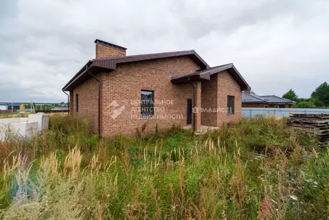 Дом в Рязанская область, Рязанский район, Вышгородское с/пос, с. ...