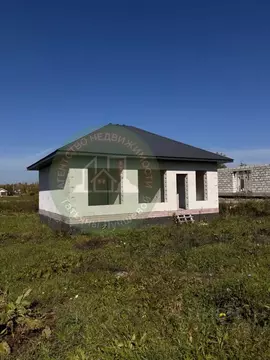 Дом в Алтайский край, Первомайский район, с. Фирсово Цветочная ул., 9А ...