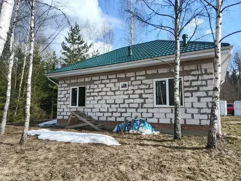 Дом в Калужская область, Малоярославецкий муниципальный округ, ...