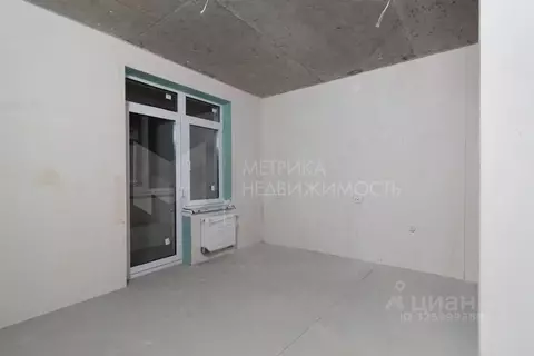 Студия Тюменская область, Тюмень ул. Краснооктябрьская, 10 (26.0 м)