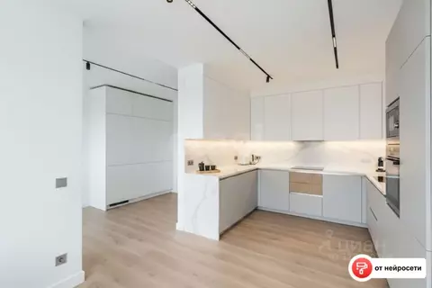 Студия Тюменская область, Тюмень ул. Краснооктябрьская, 6 (33.7 м)