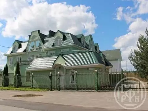 Дом в Санкт-Петербург пос. Стрельна, Тракторный пер. (924 м)