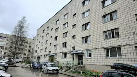 3-к кв. Коми, Сыктывкар Интернациональная ул., 196 (58.5 м)