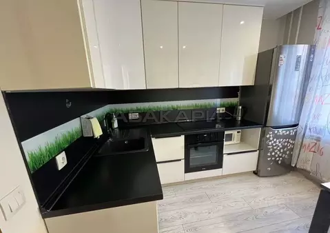 3-к кв. Красноярский край, Красноярск Светлогорская ул., 27 (70.0 м)