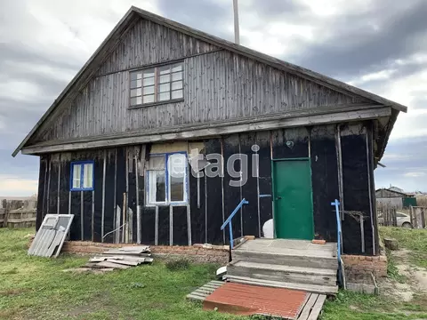 Дом в Саратовская область, Балашовский район, с. Большой Мелик ул. ...