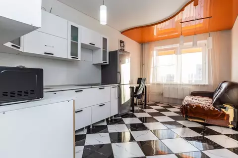 2-к кв. Челябинская область, Челябинск ул. Скульптора Головницкого, ...