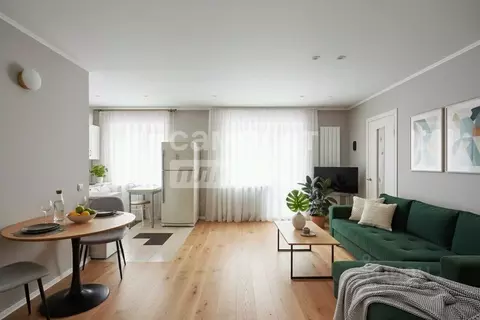 2-к кв. Омская область, Омск Октябрьская ул., 124 (46.3 м)