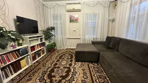 Дом в Краснодарский край, Лабинск ул. Мечникова (50 м)