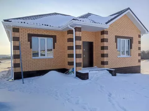 Дом в Белгородская область, Белгородский район, Пушкарское с/пос, с. ...