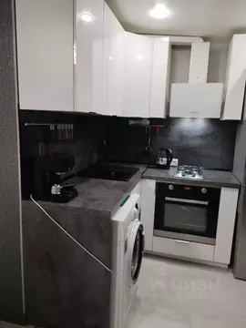 Студия Красноярский край, Красноярск ул. Яковлева, 27 (31.0 м)