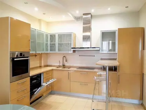 3-к кв. Москва Истринская ул., 8к3 (110.0 м)