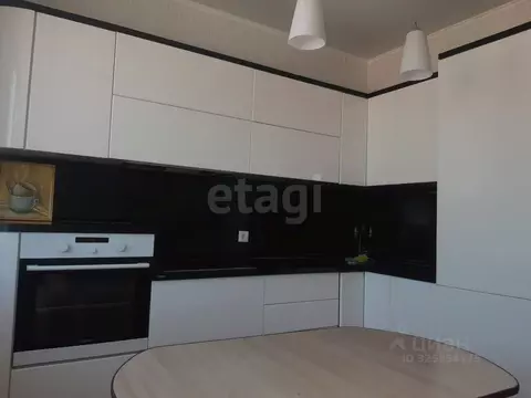 2-к кв. Тюменская область, Тюмень ул. Прокопия Артамонова, 8 (56.8 м)