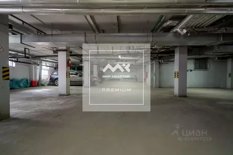 Гараж в Санкт-Петербург Гаванская ул., 4к2 (18 м)