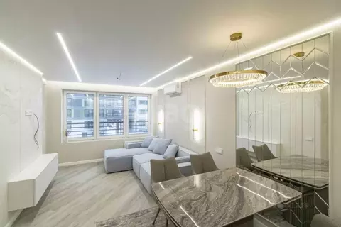 2-к кв. Тюменская область, Тюмень ул. 50 лет Октября, 57Бк1 (70.0 м)