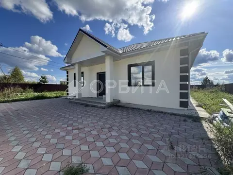 Дом в Тюменская область, Тюменский район, д. Ушакова бул. Центральный ...