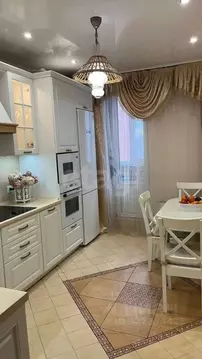 3-к кв. Тюменская область, Тюмень Заречный проезд, 37к1 (83.0 м)