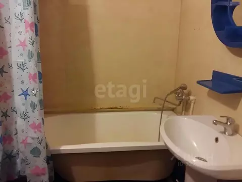 3-к кв. Вологодская область, Вожега рп ул. Энергетиков, 1 (70.0 м)