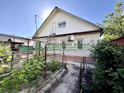 Дом в Саратовская область, Энгельс Золотовская ул., 37 (90 м)