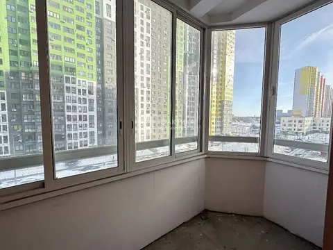 Продается 3-комнатная квартира