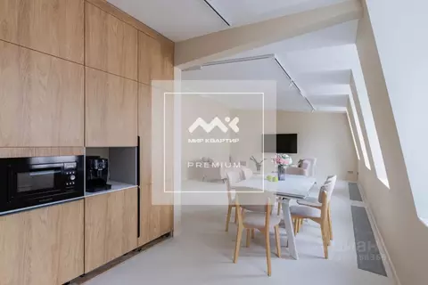 4-к кв. Санкт-Петербург ул. Блохина, 6/3 (150.0 м)