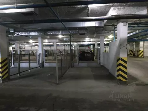 Гараж в Свердловская область, Екатеринбург ул. Павла Шаманова, 8 (14 ...