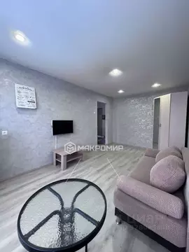 1-к кв. Челябинская область, Челябинск ул. Братьев Кашириных, 106 ...