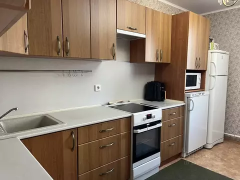 2-к кв. Саратовская область, Энгельс Студенческая ул., 183Е (60.8 м)