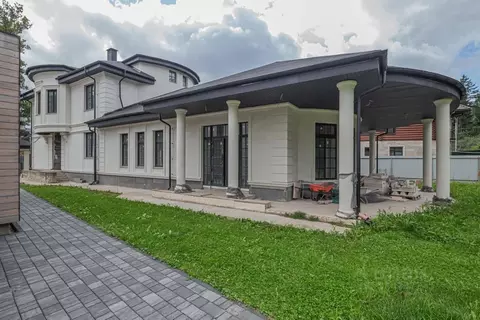 Коттедж в Москва д. Зименки, Антоновка кп,  (600 м)