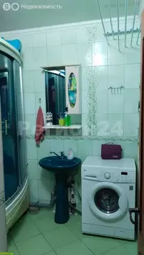 3-комнатная квартира: Зеленогорск, улица Первостроителей, 25 (59 м)