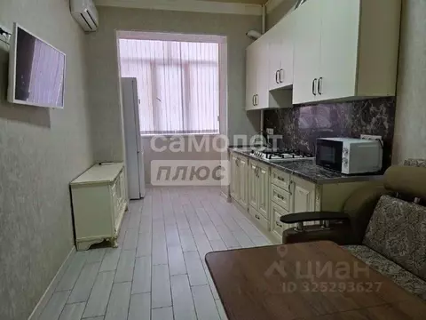 2-к кв. Кабардино-Балкария, Нальчик ул. Солнечная, 10к6 (60.0 м)