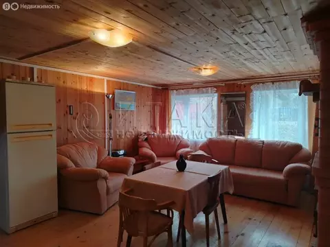 Дом в Скребловское сельское поселение, деревня Репьи, Центральная ...