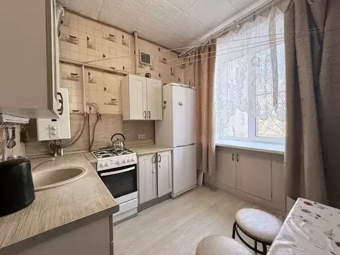 2-к кв. Московская область, Электросталь Советская ул., 1 (54.0 м)