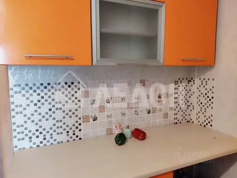 Комната Омская область, Омск Городок Нефтяников мкр, ул. 19-го ...