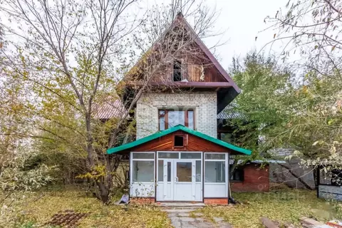 Дом в Тюменская область, Тюмень ул. Лизы Чайкиной (200 м)