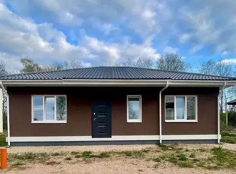 Дом в Псковская область, Псковский район, Логозовская волость, д. ...