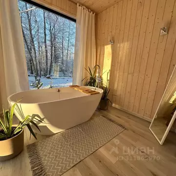 Дом в Ленинградская область, Приозерский район, Ларионовское с/пос, ...