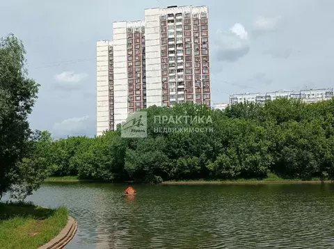 Продается 3-комнатная квартира