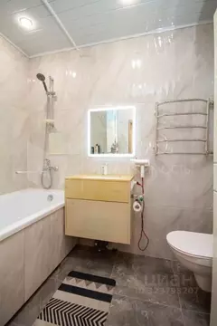 1-к кв. Тюменская область, Тюмень ул. Мельникайте, 36 (49.0 м)