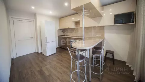 3-к кв. Амурская область, Благовещенск Игнатьевское ш., 14/5 (79.0 м)