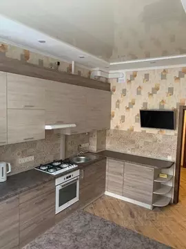 2-к кв. Крым, Симферополь пер. Смежный, 10 (64.0 м)