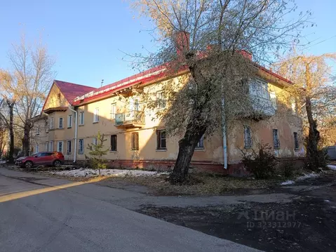 3-к кв. Омская область, Омск Городок Нефтяников мкр, ул. ...