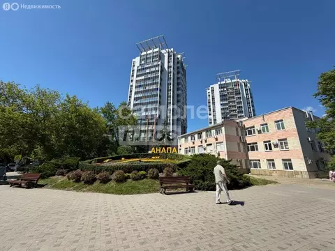 4-комнатная квартира: Анапа, улица Кирова, 84 (370 м)