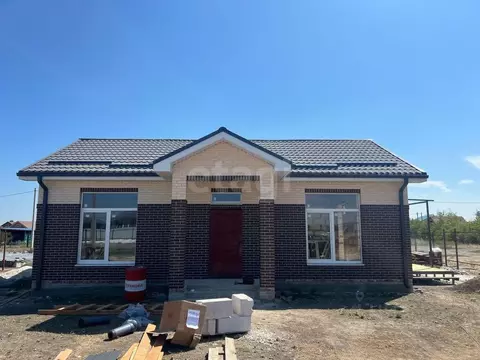 Дом в Ростовская область, Азовский район, Новоалександровка хут. ...