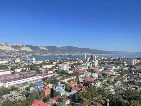 2-к кв. Краснодарский край, Новороссийск ул. Чайковского, 10А (68.0 м)