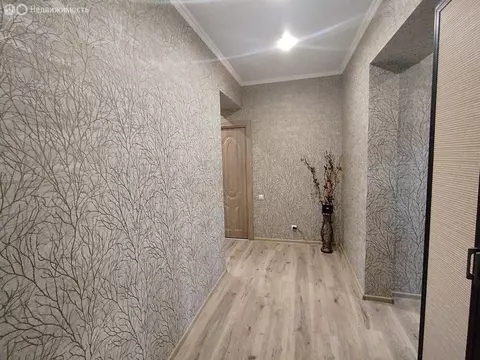 2-комнатная квартира: Анапа, улица Ленина, 180к2 (72 м)