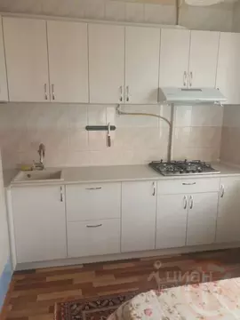 1-к кв. Крым, Симферополь ул. 60 лет Октября, 4 (34.3 м)