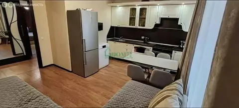 2-комнатная квартира: Тобольск, 7-й микрорайон, 49А (52 м)